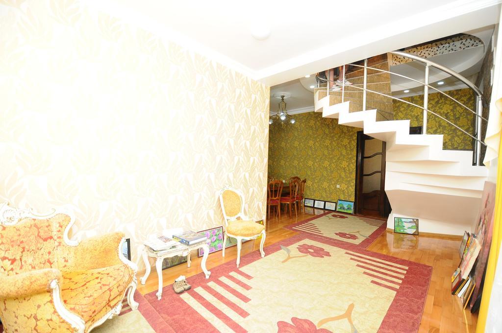 Dzveli Batumi Hotel Exterior photo